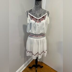 Free People Sz:L White Chiffon Flowy Boho Summer Dress Aztec Tribal Embroidery.